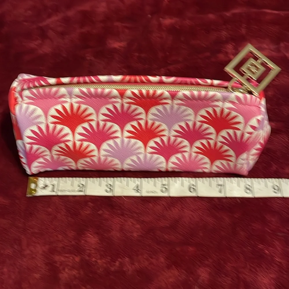 Elemis London x Hayley Menzies London Pink Pattern Makeup Bag Gold Hardware New - Picture 7 of 8